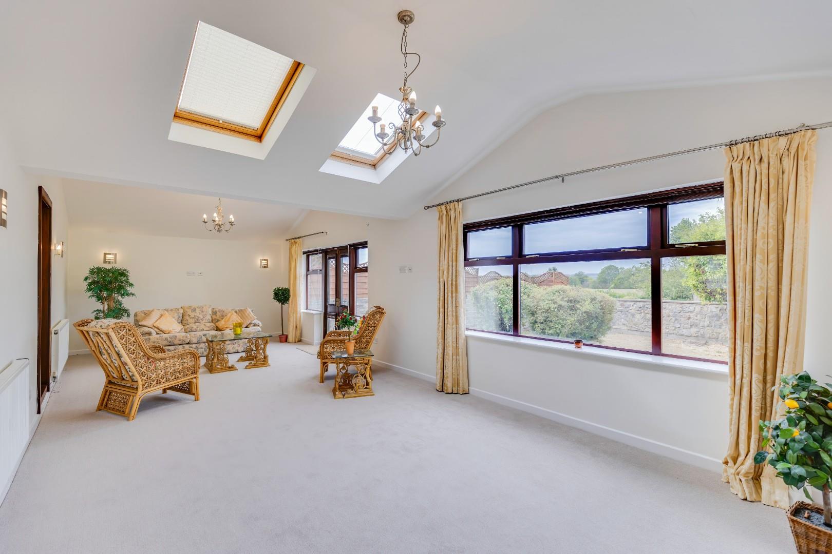 Henstaff Mews, Llantrisant Road, Groesfaen, Pontyclun, Rhondda Cynon Taff, CF72 8NG